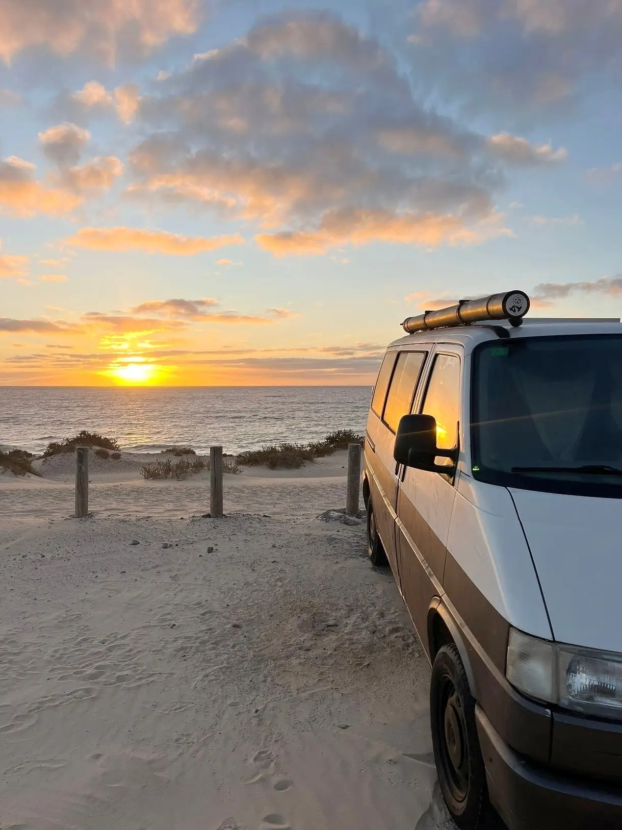 Volkswagen T4 Rusty camper van in Fuerteventura